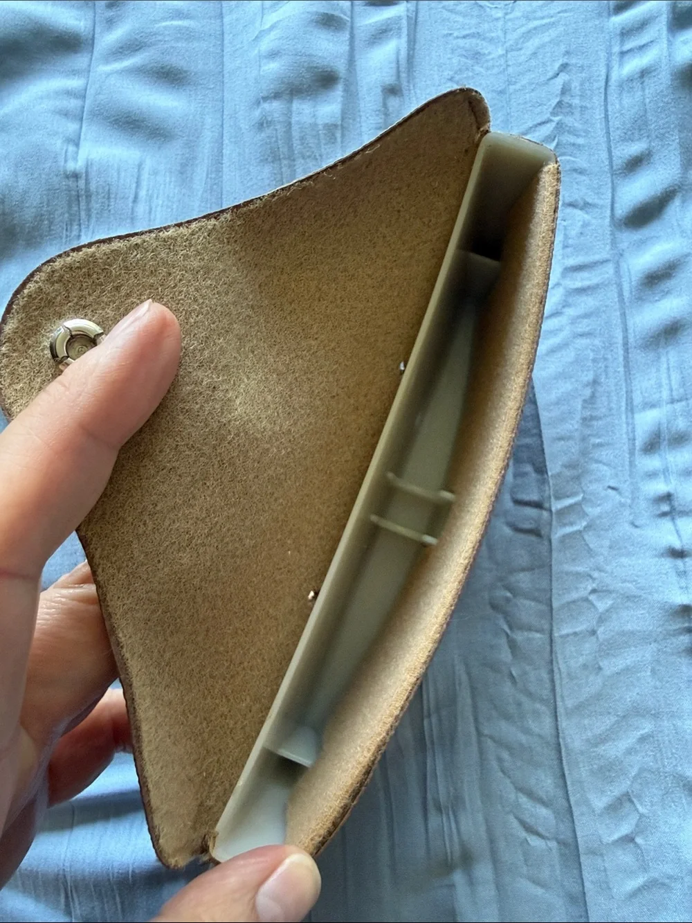 Ray-Ban Brown Glasses Case with Snap Closure